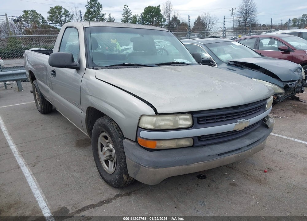 2000 CHEVROLET SILVERADO 1500 VIN: 1GCEC14W3YE221107