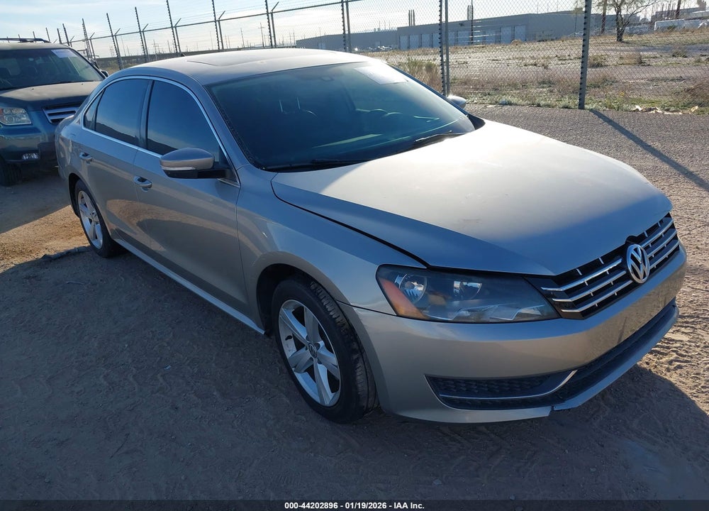 2013 VOLKSWAGEN PASSAT 2.0L TDI SE VIN: 1VWBN7A36DC082541