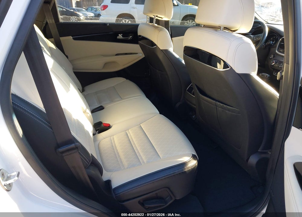 2017 KIA SORENTO 3.3L SXL VIN: 5XYPKDA5XHG227308