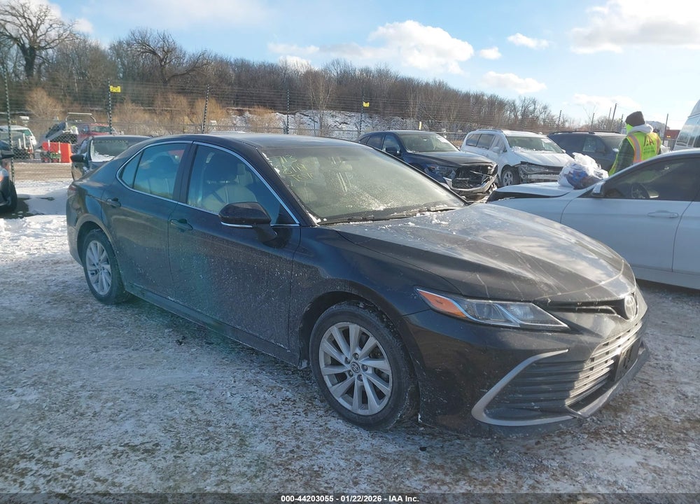 2022 TOYOTA CAMRY LE AWD VIN: 4T1C11BK3NU063197