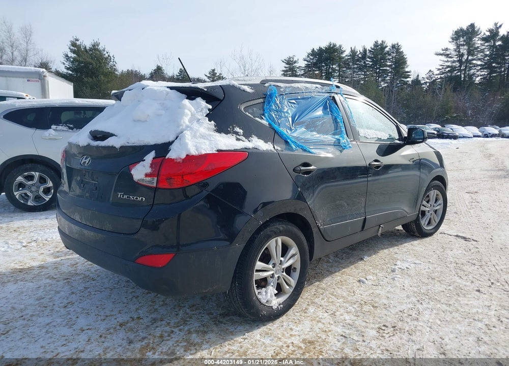 2011 HYUNDAI TUCSON GLS VIN: KM8JU3AC2BU187767