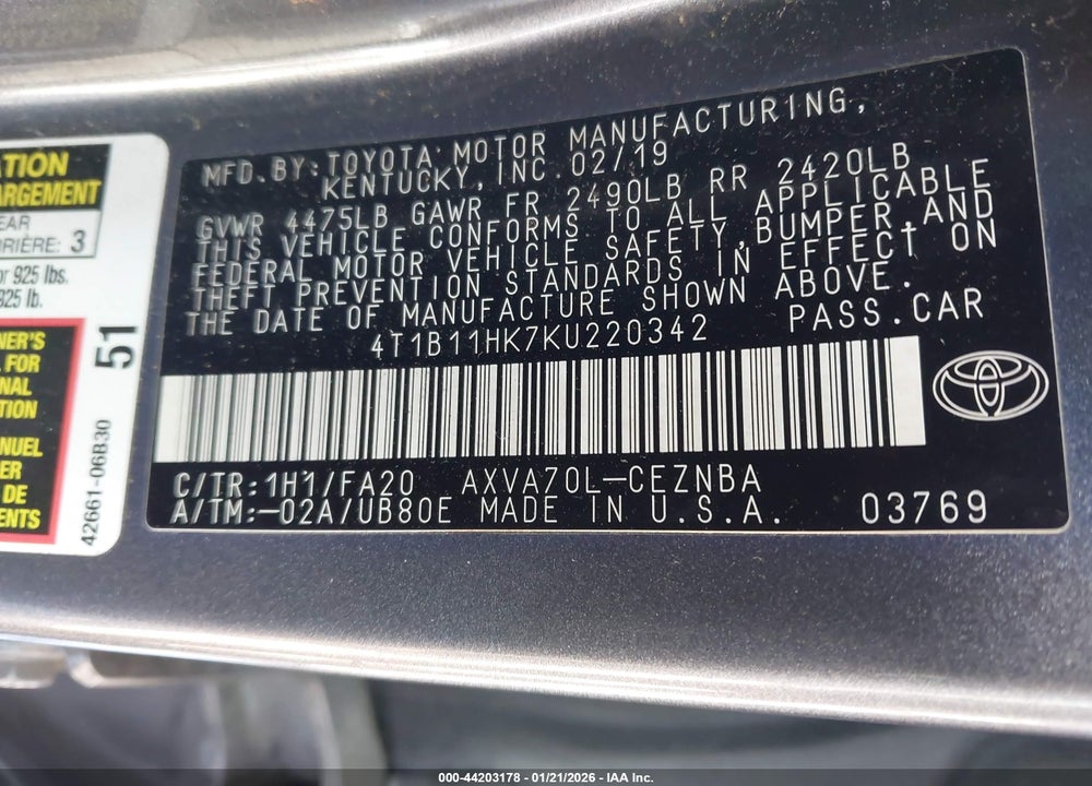 2019 TOYOTA CAMRY LE VIN: 4T1B11HK7KU220342