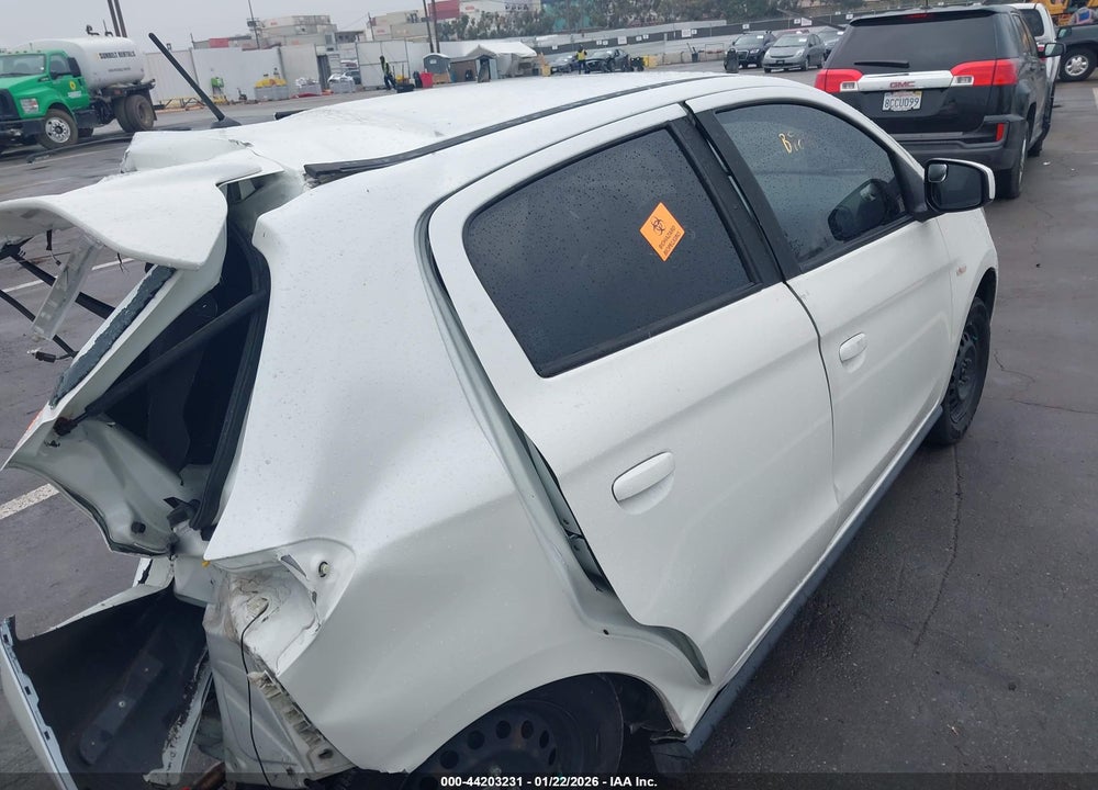 2017 MITSUBISHI MIRAGE ES VIN: ML32A3HJ6HH018555