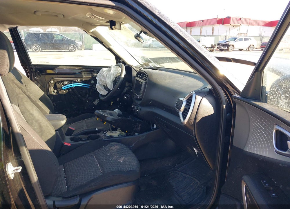 2023 KIA SOUL LX VIN: KNDJ23AUXP7863505