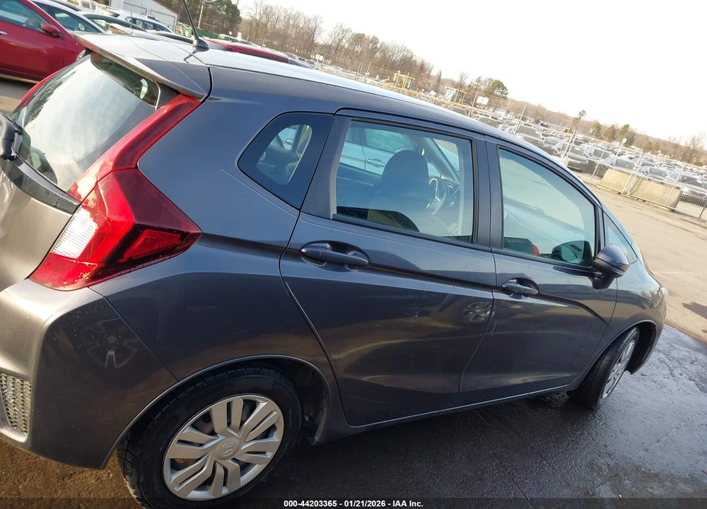 2017 HONDA FIT LX VIN: 3HGGK5G50HM700571