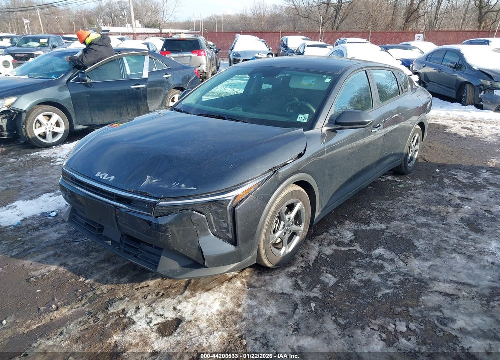2025 KIA K4 LXS VIN: 3KPFT4DE0SE020869