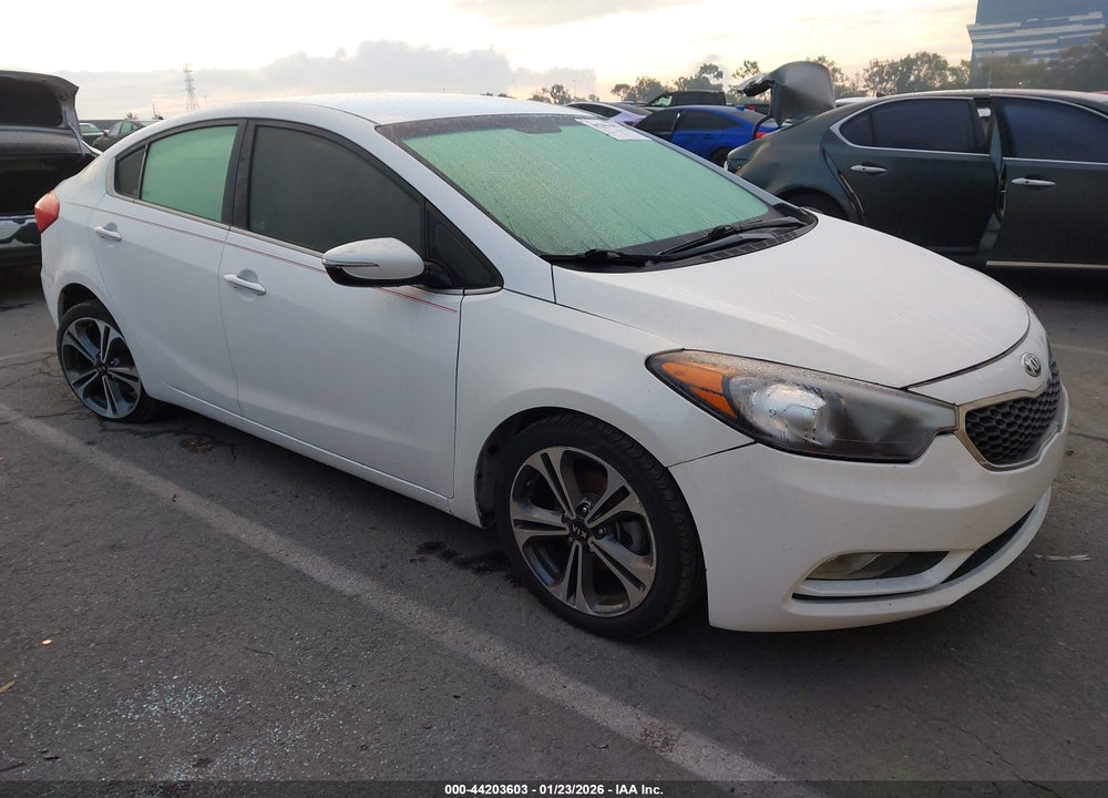 2015 KIA FORTE VIN: KNAFX4A86F5318862