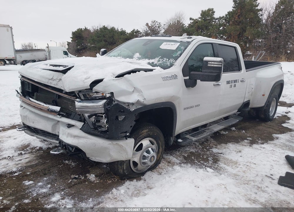 2022 CHEVROLET SILVERADO 3500HD 4WD  LONG BED HIGH COUNTRY VIN: 1GC4YVEYXNF101928