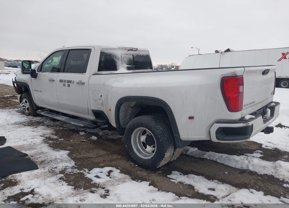 2022 CHEVROLET SILVERADO 3500HD 4WD  LONG BED HIGH COUNTRY VIN: 1GC4YVEYXNF101928