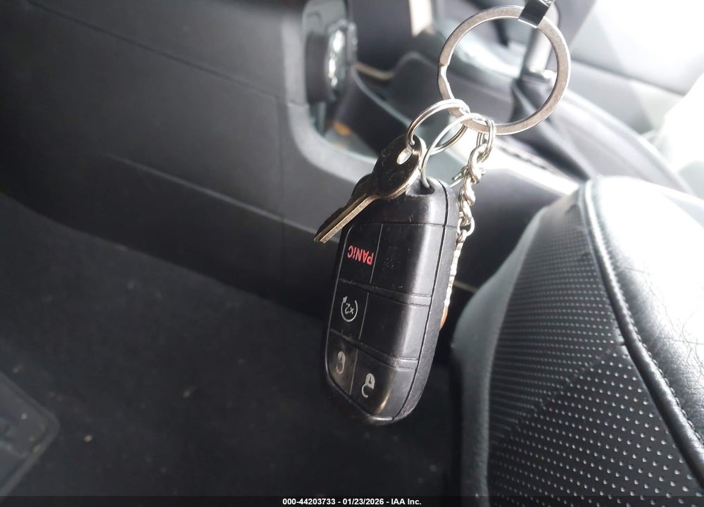 2016 JEEP RENEGADE LIMITED VIN: ZACCJBDT7GPD39496