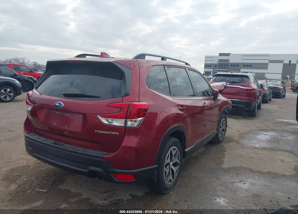 2021 SUBARU FORESTER PREMIUM VIN: JF2SKAJC8MH594296