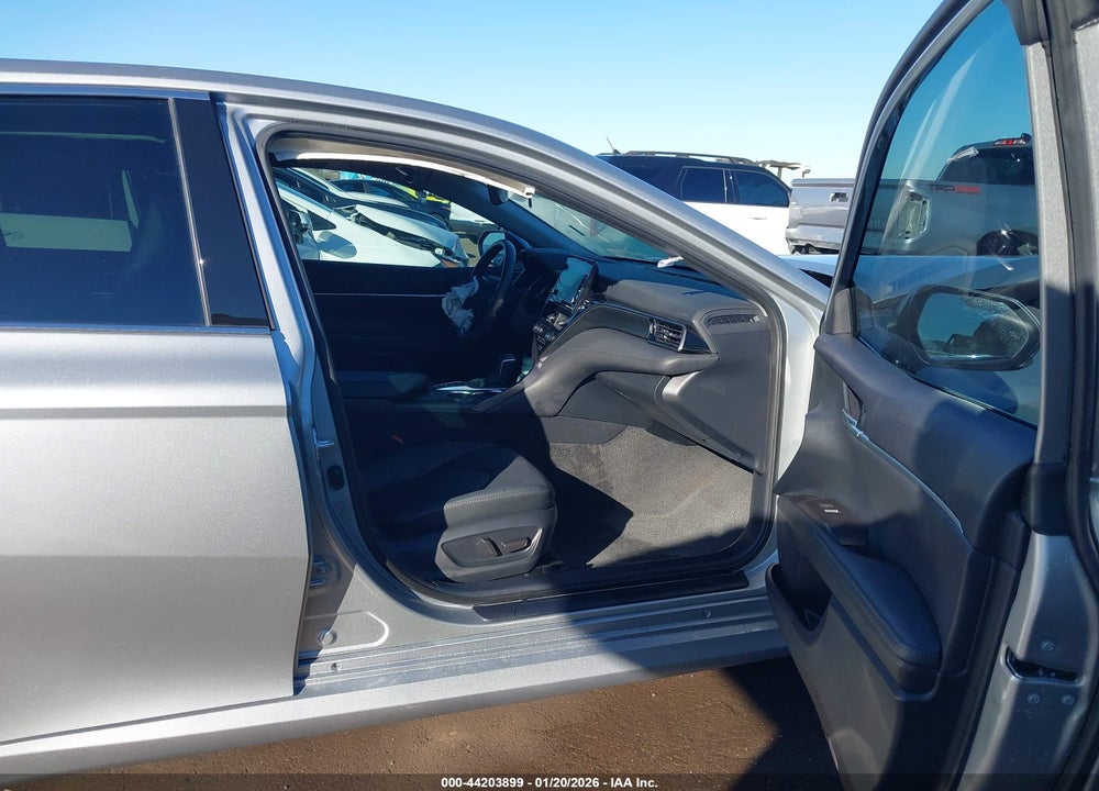 2024 TOYOTA CAMRY HYBRID XLE VIN: 4T1F31AK7RU073486