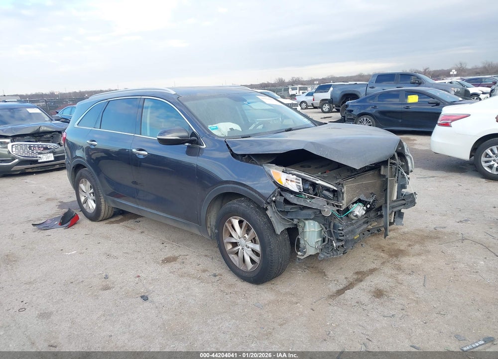 2018 KIA SORENTO 2.4L LX VIN: 5XYPG4A39JG338521