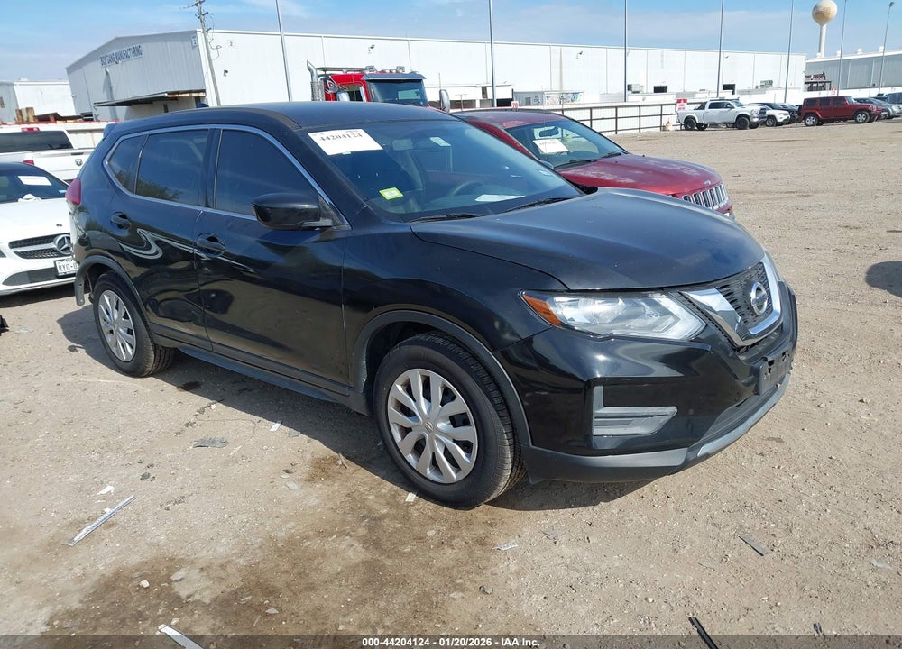 2017 NISSAN ROGUE S VIN: JN8AT2MT5HW380879