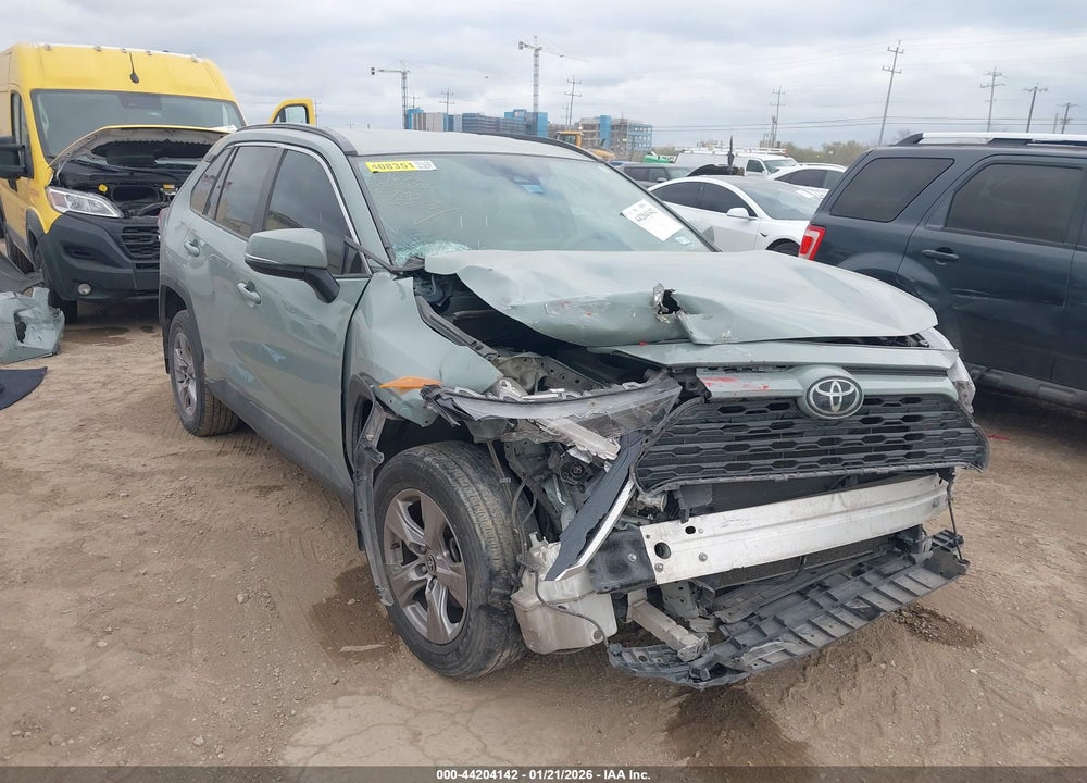 2022 TOYOTA RAV4 XLE VIN: 2T3W1RFV3NW225353