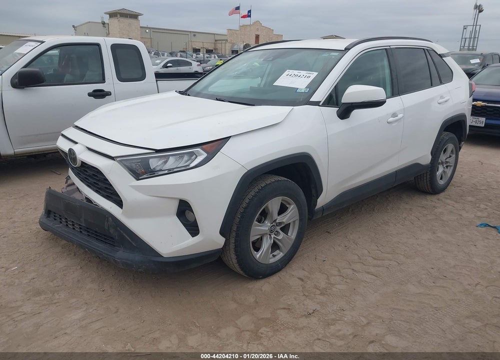 2021 TOYOTA RAV4 XLE VIN: 2T3W1RFV3MW120388