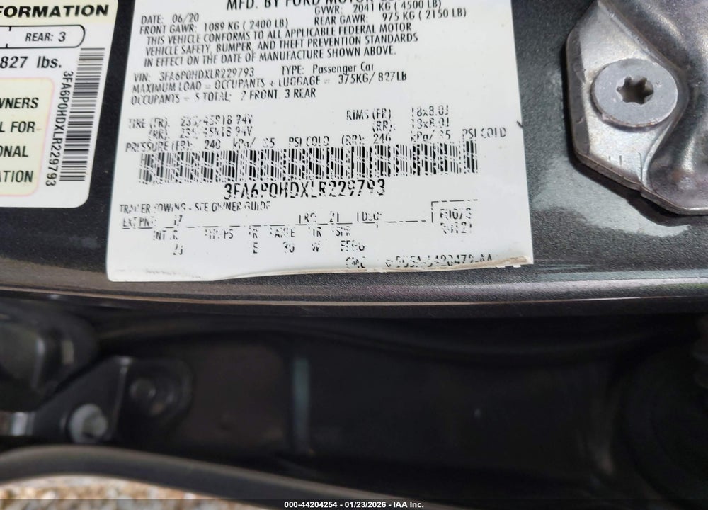2020 FORD FUSION SE VIN: 3FA6P0HDXLR229793
