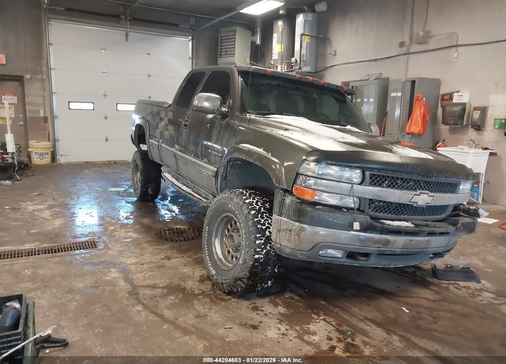 2001 CHEVROLET SILVERADO 2500HD LS VIN: 1GCHK29151E301470