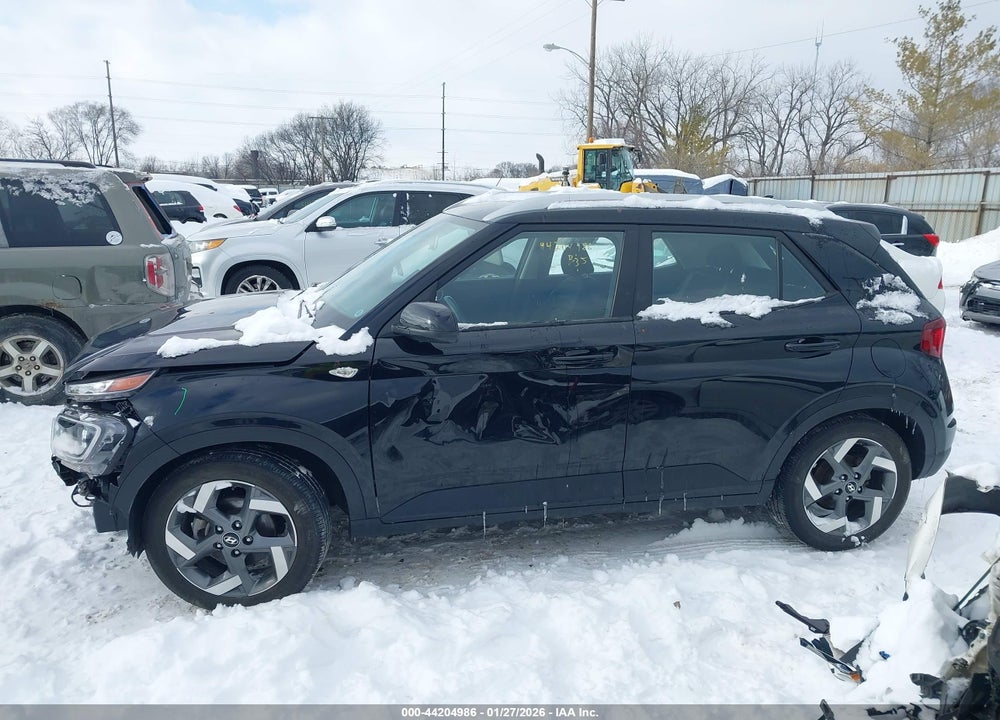 2021 HYUNDAI VENUE SEL VIN: KMHRC8A34MU114633