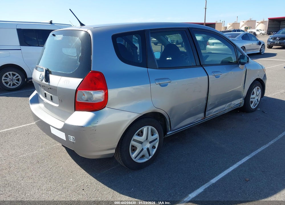 2008 HONDA FIT VIN: JHMGD38498S034318