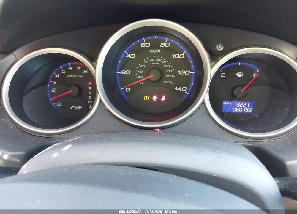 2008 HONDA FIT VIN: JHMGD38498S034318