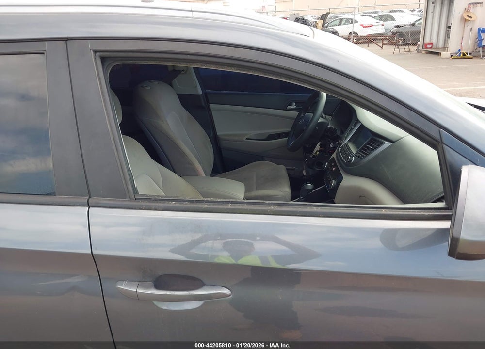 2018 HYUNDAI TUCSON SEL VIN: KM8J33A41JU626791