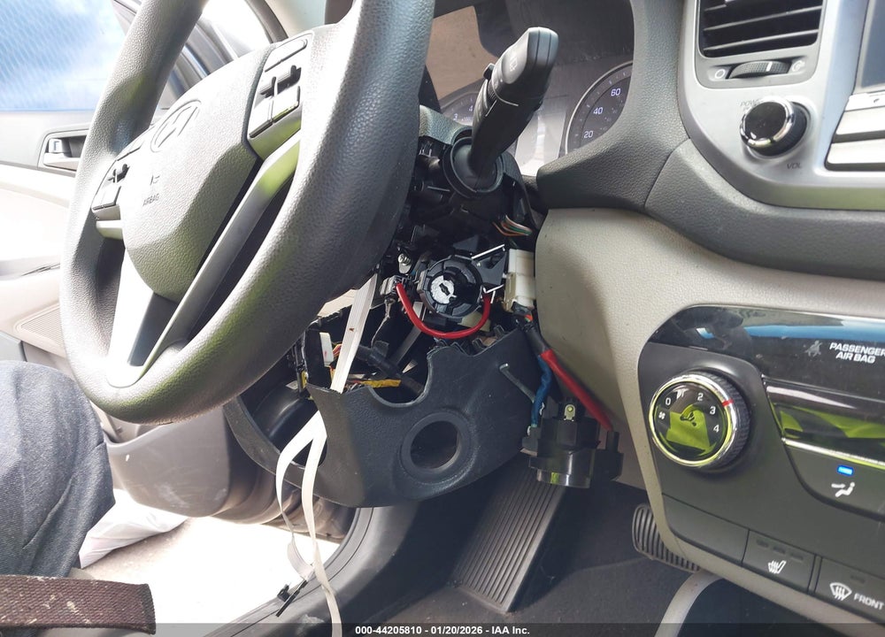 2018 HYUNDAI TUCSON SEL VIN: KM8J33A41JU626791