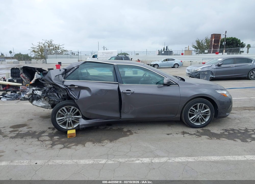 2015 TOYOTA CAMRY SE VIN: 4T1BF1FK3FU092546