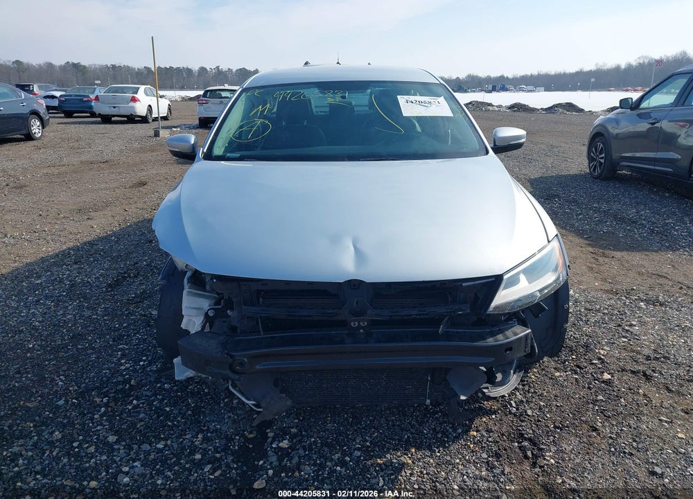 2014 VOLKSWAGEN JETTA 1.8T SE VIN: 3VWD17AJ4EM418447