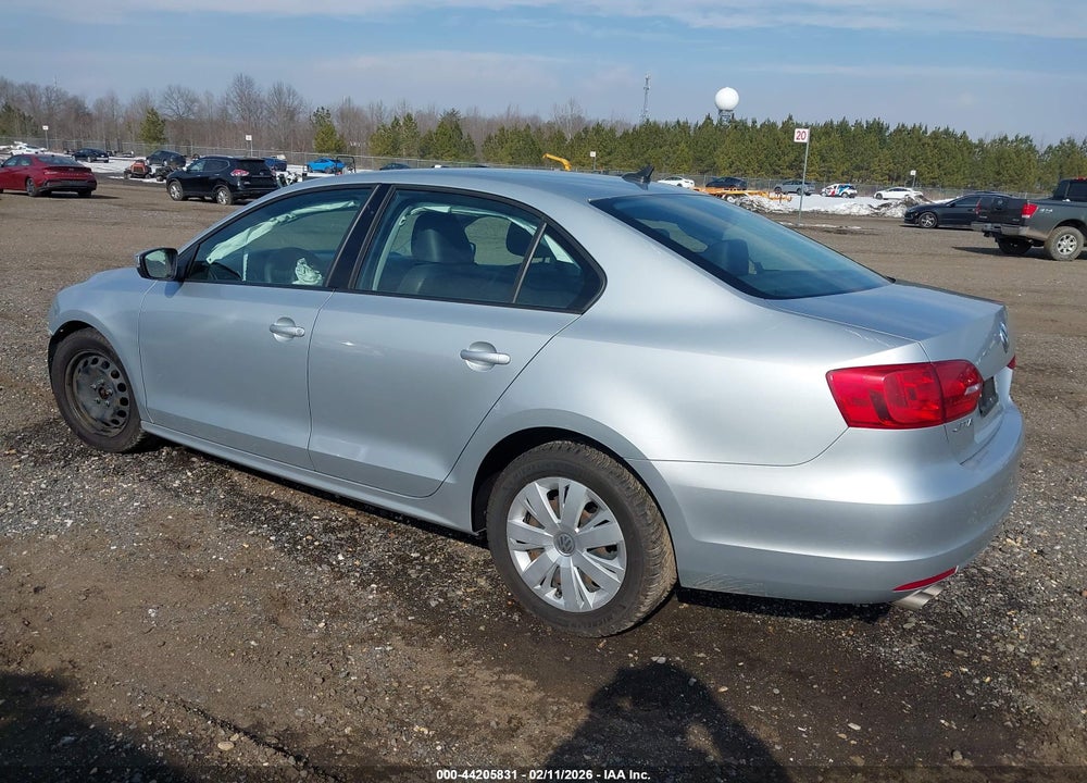 2014 VOLKSWAGEN JETTA 1.8T SE VIN: 3VWD17AJ4EM418447