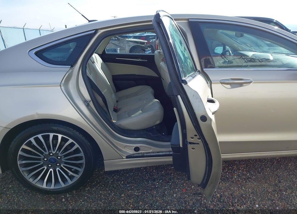 2017 FORD FUSION HYBRID TITANIUM VIN: 3FA6P0RU2HR267539
