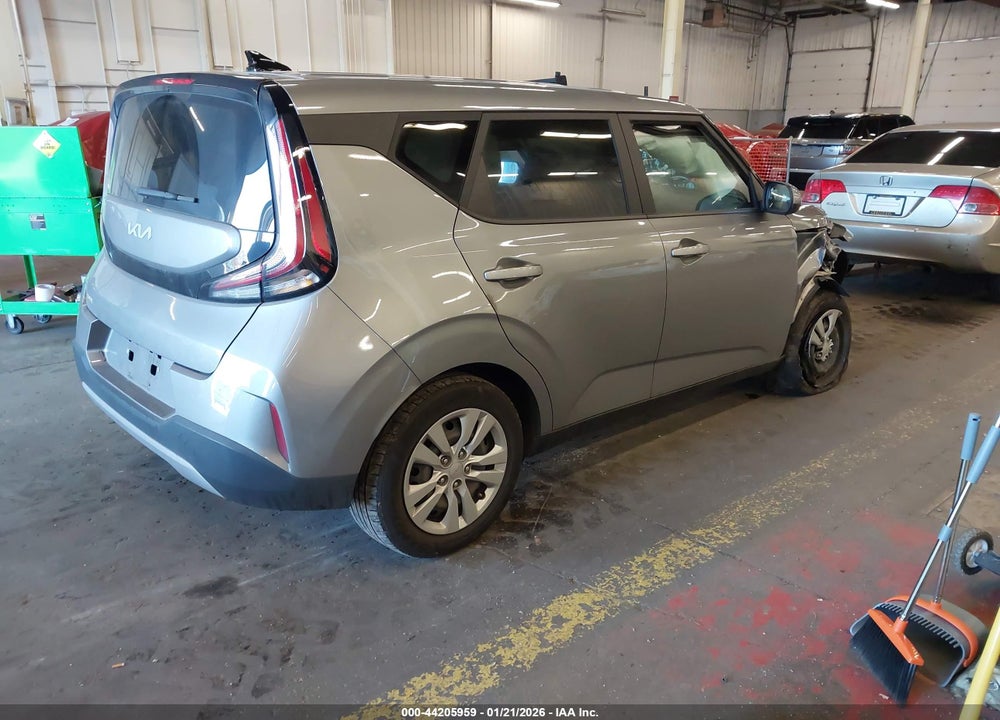 2023 KIA SOUL LX VIN: KNDJ23AU3P7844343