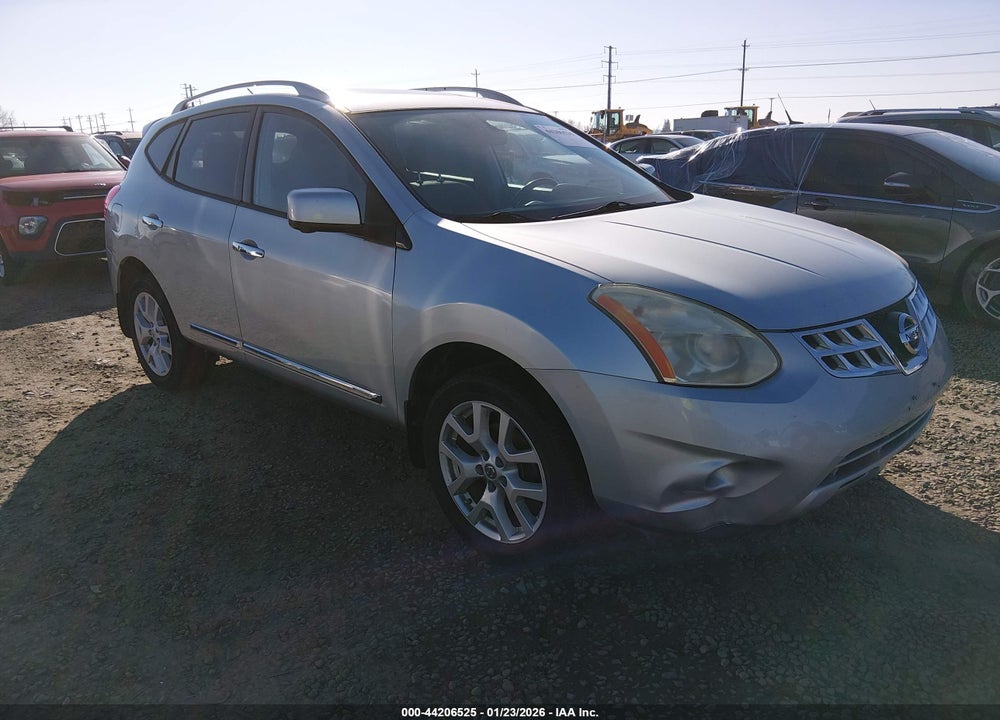 2013 NISSAN ROGUE SV W/SL PKG VIN: JN8AS5MV4DW102670