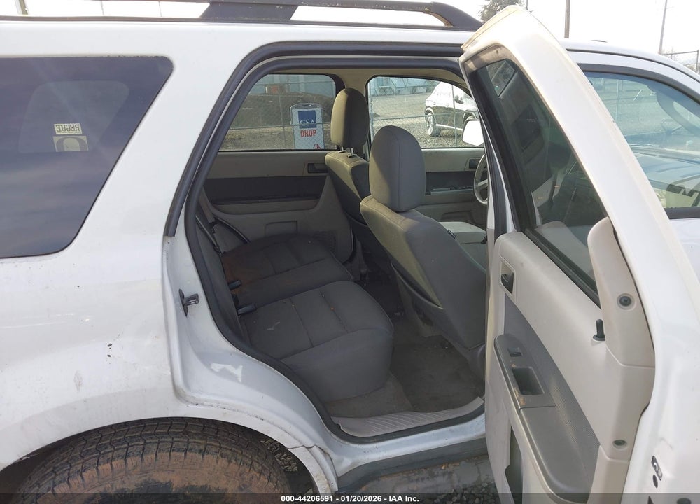 2009 FORD ESCAPE XLT VIN: 1FMCU93759KC50569