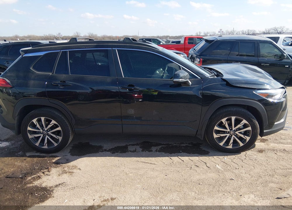 2025 TOYOTA COROLLA CROSS XLE VIN: 7MUDAAAG8SV141873