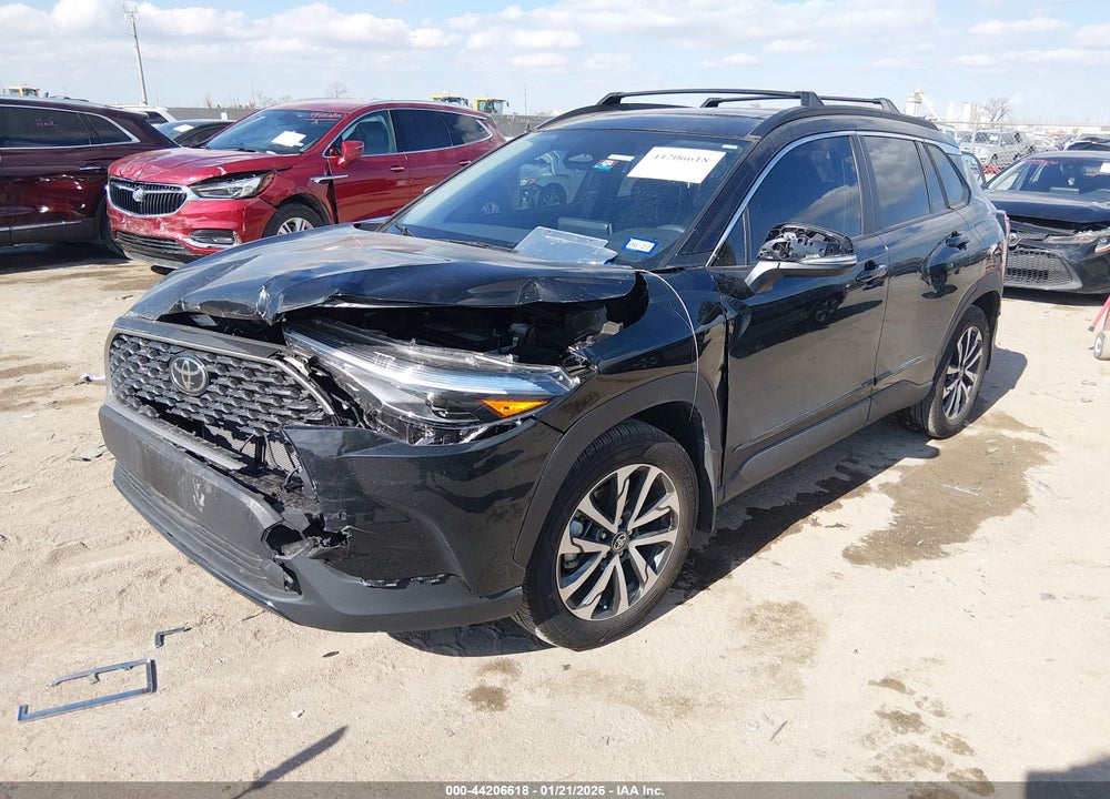 2025 TOYOTA COROLLA CROSS XLE VIN: 7MUDAAAG8SV141873