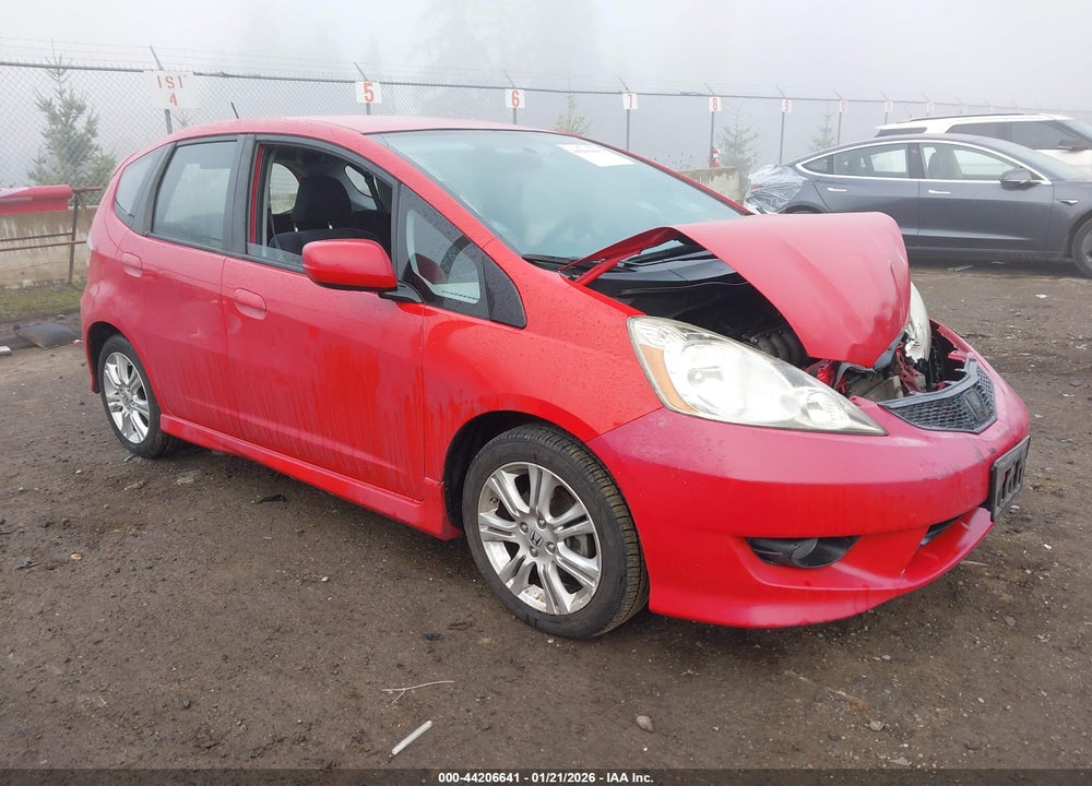 2010 HONDA FIT SPORT VIN: JHMGE8H49AC026357