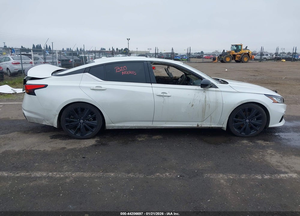 2022 NISSAN ALTIMA SR FWD VIN: 1N4BL4CV6NN415869