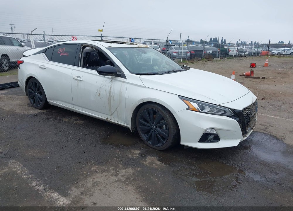 2022 NISSAN ALTIMA SR FWD VIN: 1N4BL4CV6NN415869