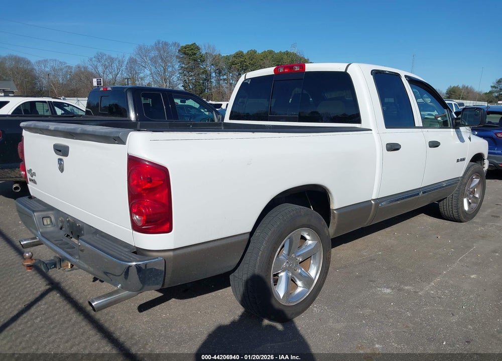 2008 DODGE RAM 1500 SLT VIN: 1D3HA18N18J139525