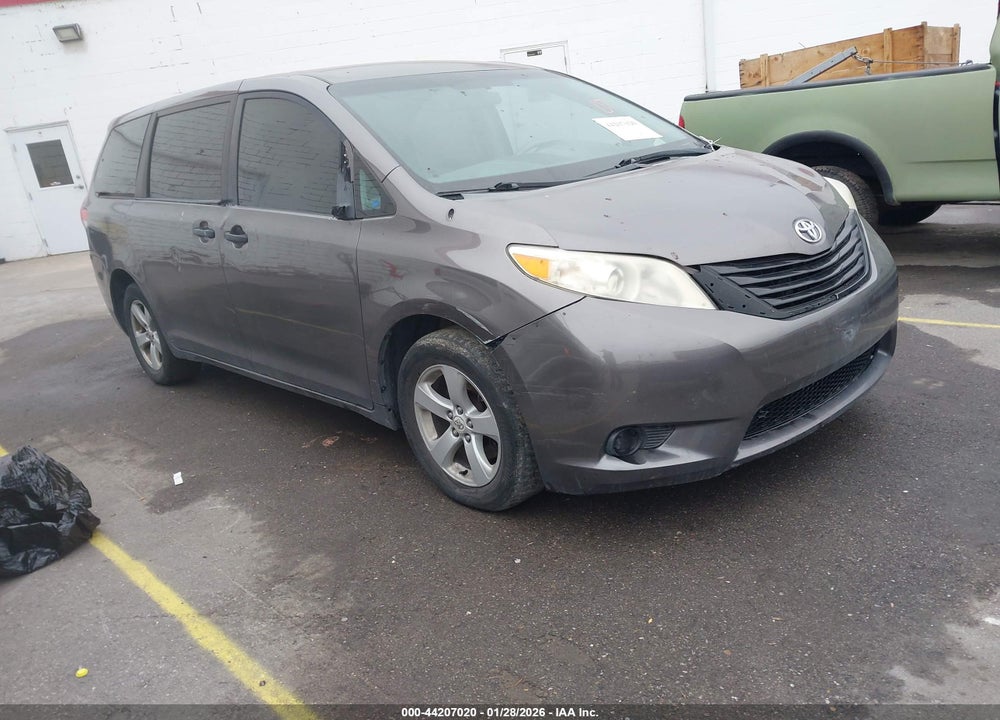 2011 TOYOTA SIENNA BASE V6 VIN: 5TDZK3DC6BS010054