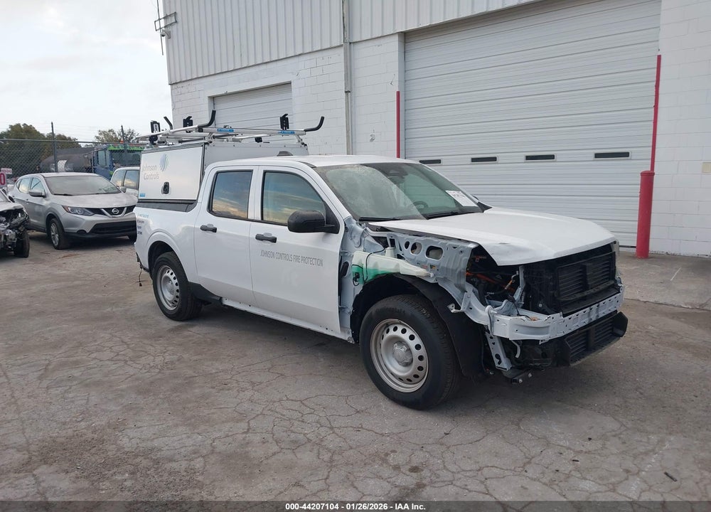 2025 FORD MAVERICK XL VIN: 3FTTW8A34SRA67027