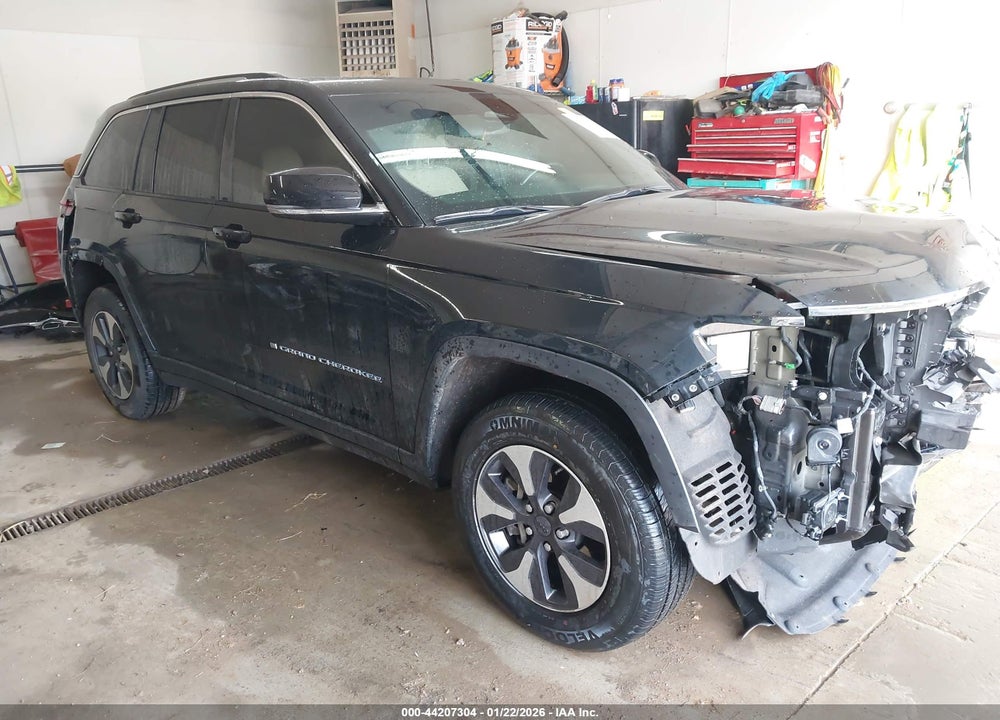 2023 JEEP GRAND CHEROKEE 4XE VIN: 1C4RJYB60PC670211