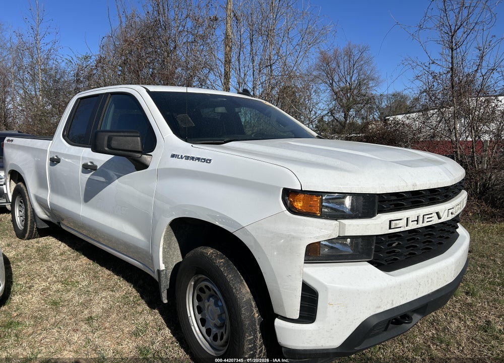 2021 CHEVROLET SILVERADO 1500 4WD  STANDARD BED CUSTOM VIN: 1GCRYBEH8MZ102769