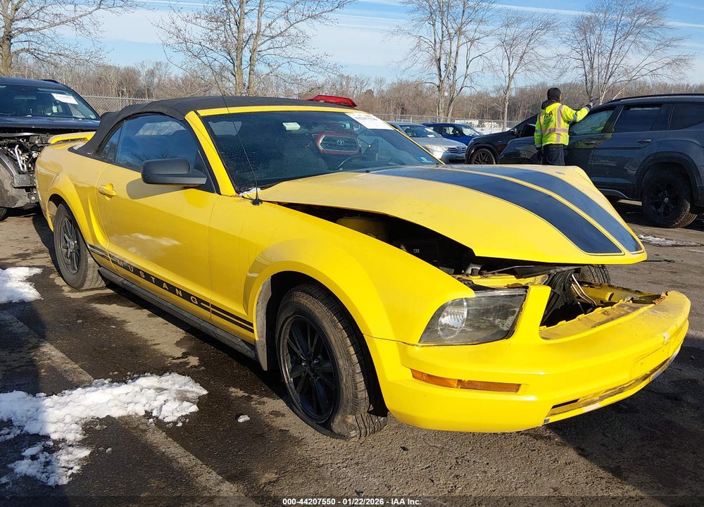 2005 FORD MUSTANG VIN: 1ZVHT84N055243958