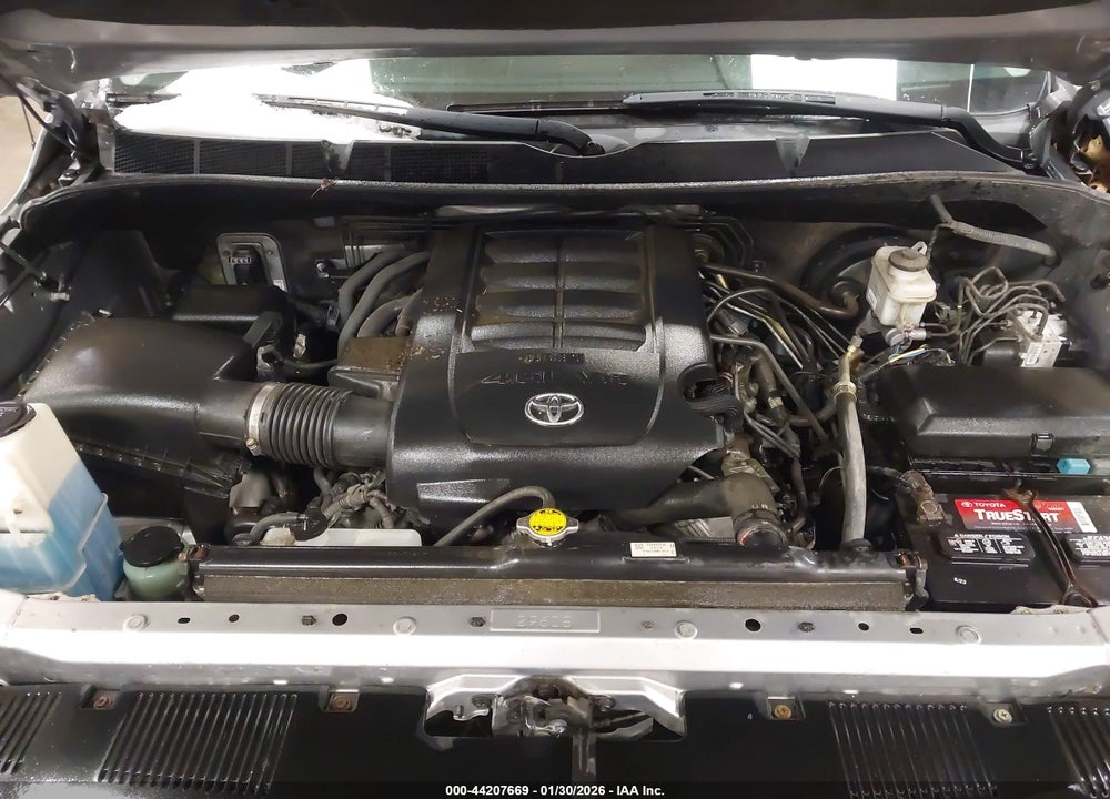 2017 TOYOTA TUNDRA SR5 4.6L V8 VIN: 5TFUM5F13HX070355
