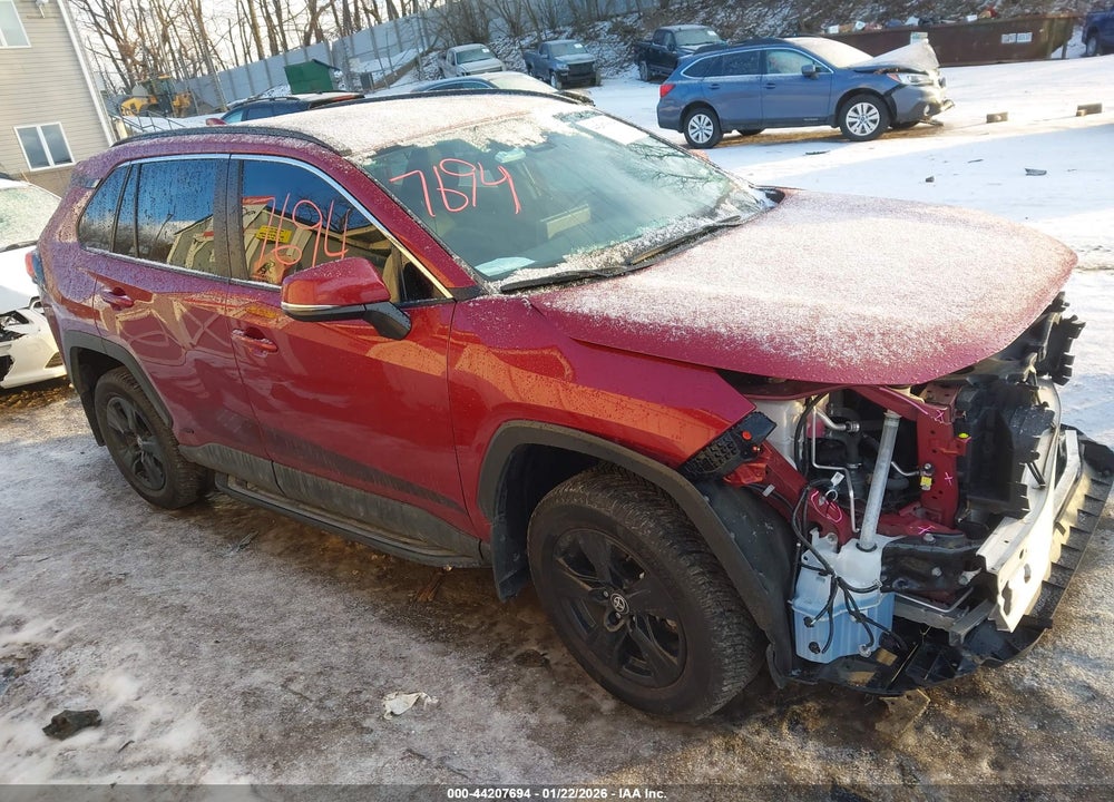 2024 TOYOTA RAV4 HYBRID XLE VIN: 4T3RWRFV4RU137299