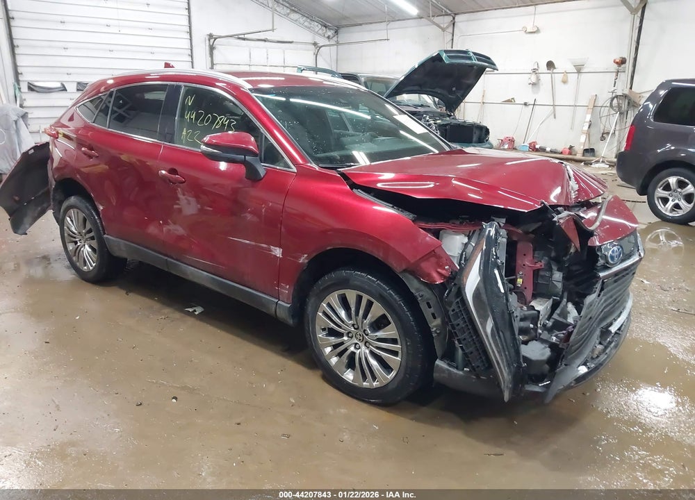 2022 TOYOTA VENZA XLE VIN: JTEAAAAH6NJ112097