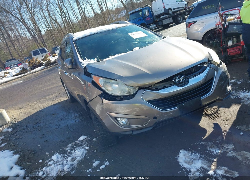 2011 HYUNDAI TUCSON LIMITED VIN: KM8JU3AC6BU215859