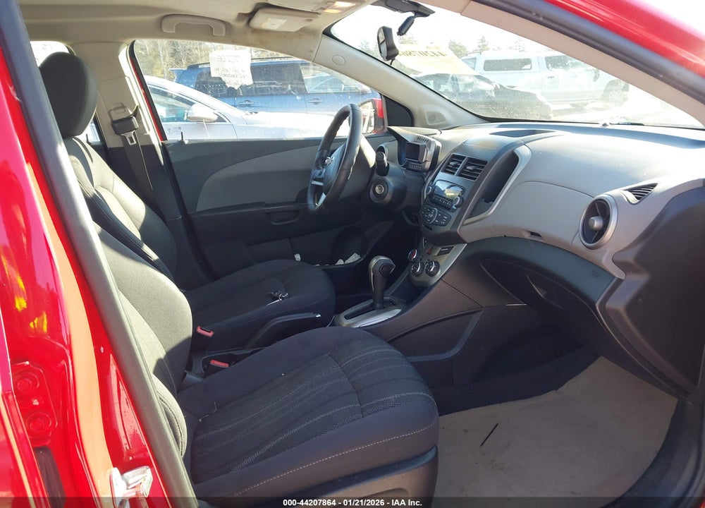 2015 CHEVROLET SONIC LT AUTO VIN: 1G1JC5SH1F4117186